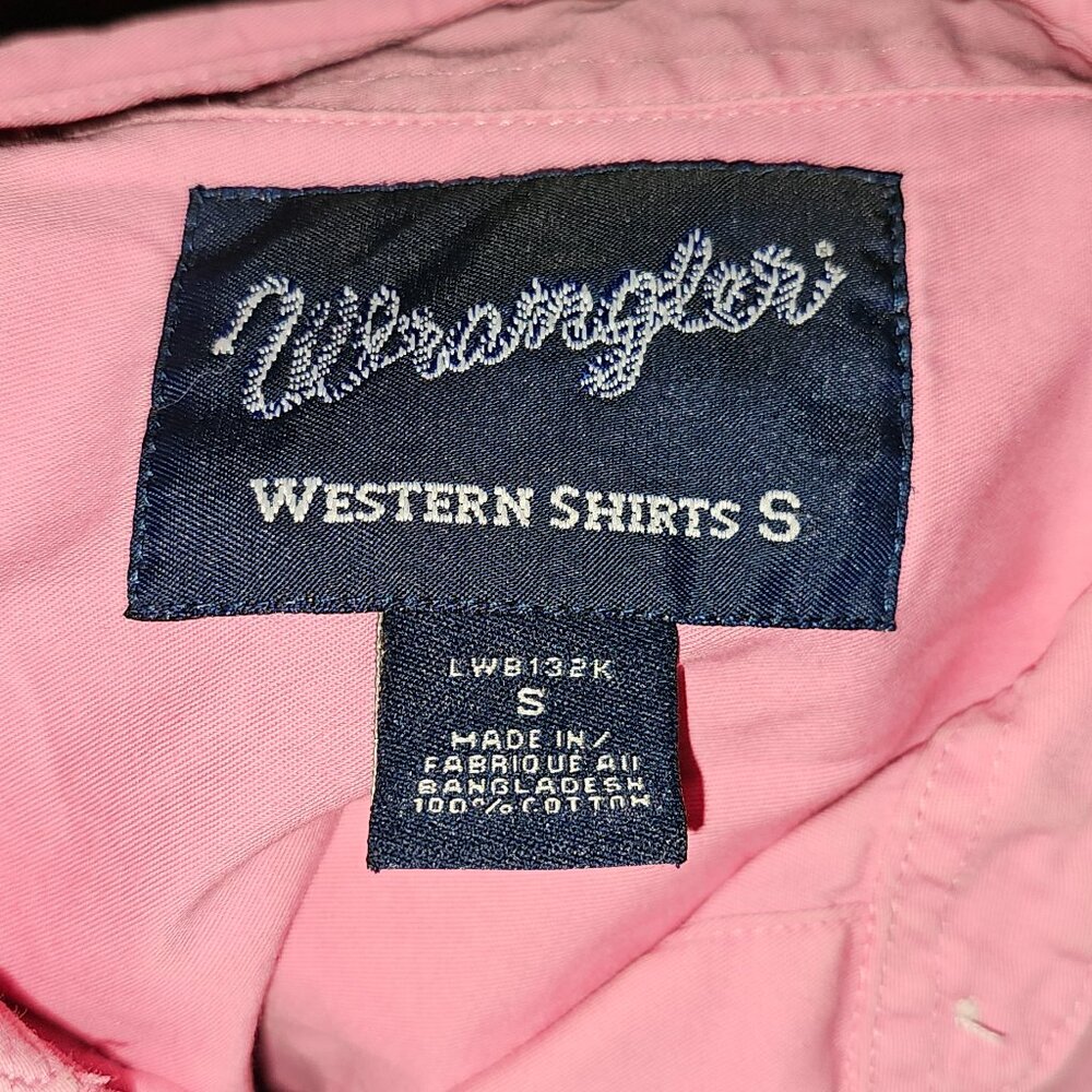 Solid Pink Women's Wrangler Button Down  Size S